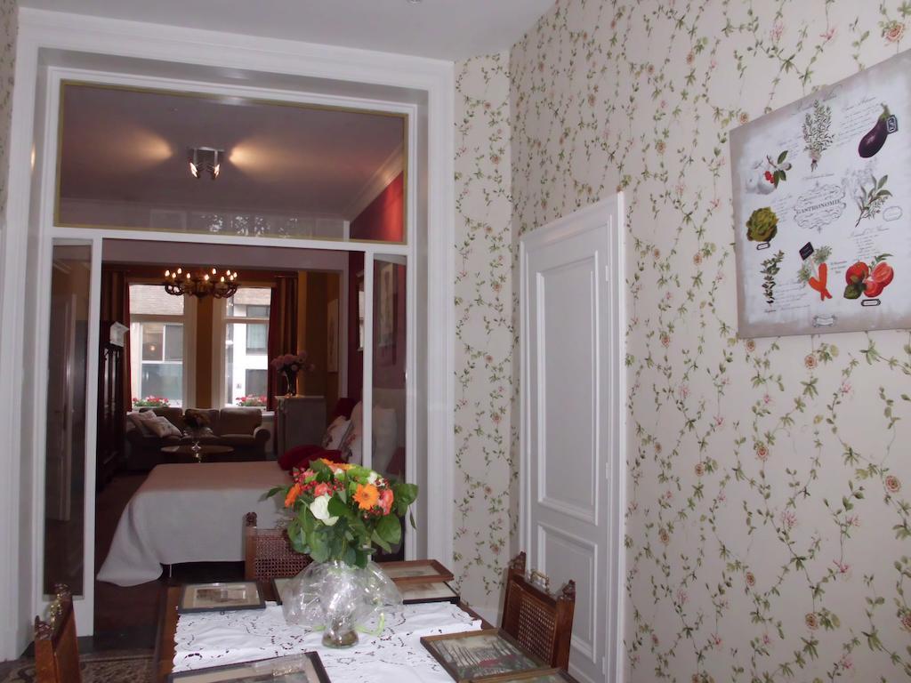 Apartments Suites In Antwerp Antuérpia Quarto foto